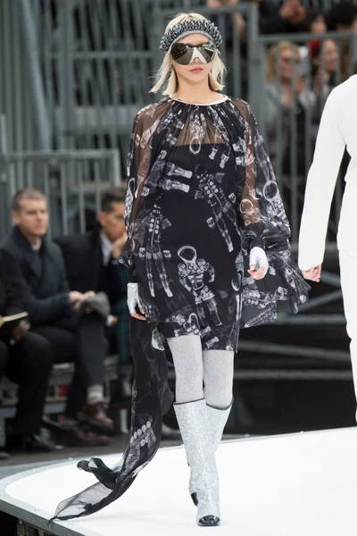 Look 55